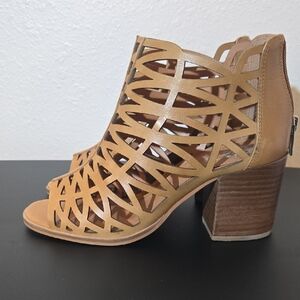 Vince Camuto Tan Cutout Block Heel Sandals